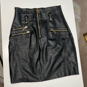 Guess Black Jenny Faux Leather High Waist Mini Skirt Gold Zipper
